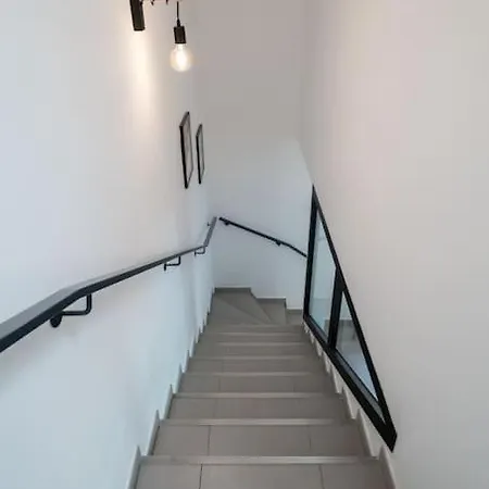 Ferienhaus Eden - Maison De Au Coeur De Menton, A 7 Minutes Menton