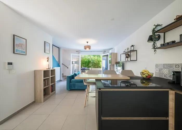 Eden - Maison De Au Coeur De Menton, A 7 Minutes Holiday home Menton